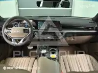 2023 KIA K8