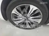 2023 KIA K8