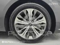 2023 KIA K8