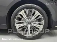 2023 KIA K8