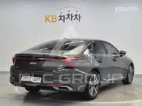 2023 KIA K8
