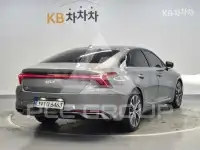 2023 KIA K8