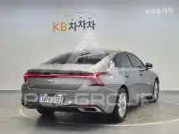 2023 KIA K8