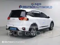 2023 KIA Niro