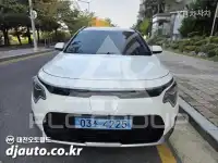 2023 KIA Niro