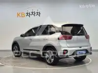 2023 KIA Niro