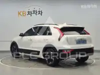 2023 KIA Niro