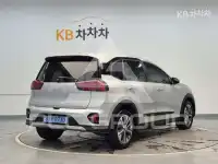 2023 KIA Niro