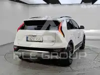 2023 KIA Niro