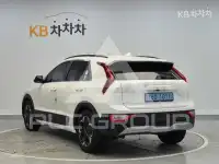 2023 KIA Niro