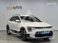 2023 KIA Niro