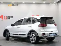 2023 KIA Niro