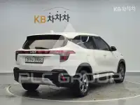 2023 KIA Seltos
