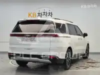 2023 KIA Carnival