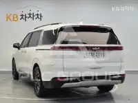 2023 KIA Carnival