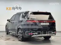 2023 KIA Carnival
