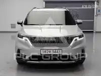 2023 KIA Carnival