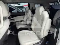 2023 KIA Carnival