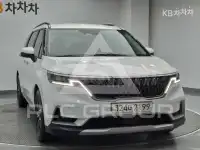 2023 KIA Carnival