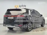 2023 KIA Carnival