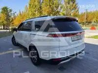 2023 KIA Carnival