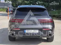 2023 Genesis GV70