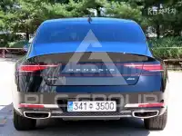 2023 Genesis G90