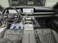 2023 Genesis G90