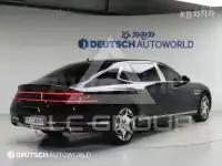 2023 Genesis G90
