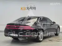 2023 Genesis G90