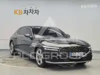 2023 Genesis G90