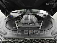 2023 Genesis G90