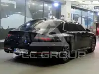 2023 Genesis G90