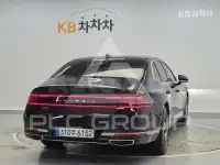 2023 Genesis G90