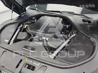 2023 Genesis G90