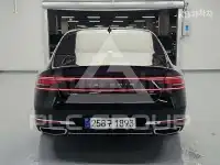 2023 Genesis G90