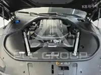 2023 Genesis G90