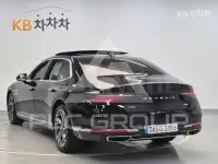 2023 Genesis G90