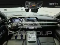 2023 Genesis G90