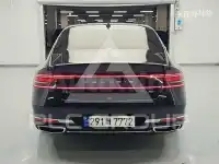 2023 Genesis G90