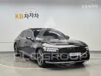 2023 Genesis G90