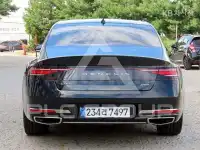 2023 Genesis G90