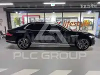 2023 Genesis G90