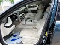 2023 Genesis G90