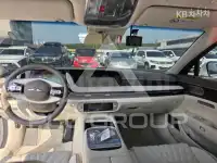 2023 Genesis G90