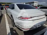 2023 Genesis G90