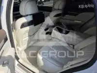 2023 Genesis G90