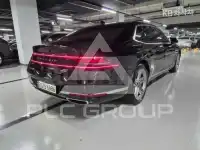 2023 Genesis G90