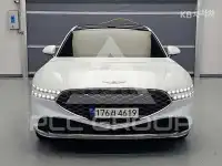 2023 Genesis G90