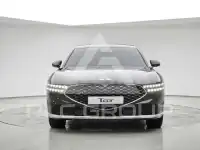 2023 Genesis G90